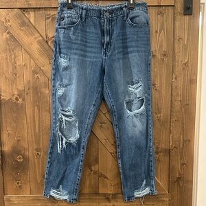 KanCan Ariela high rise straight leg Distressed Denim Jeans